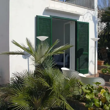 Casa Montalto 펜션 카프리